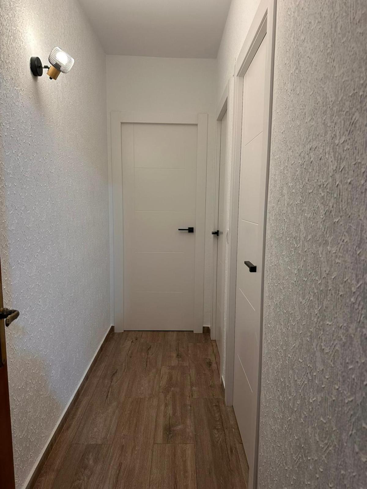 Happy Hideaway Apartment Alicante Luaran gambar